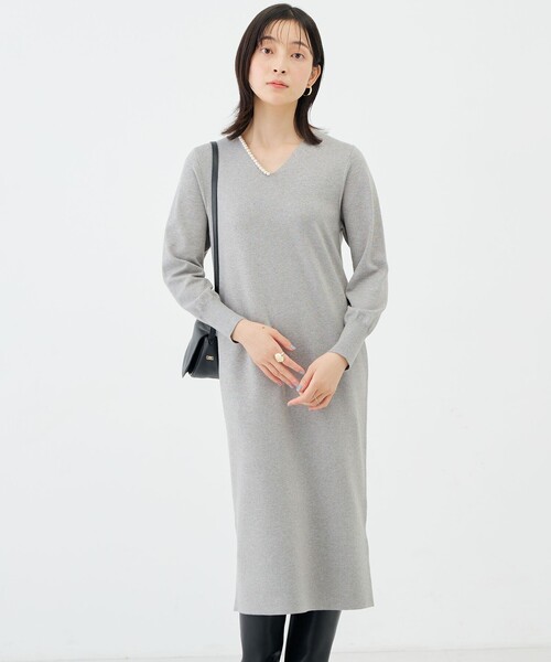 NOLLEY’S Sophi（ノーリーズソフィ）の「【WEB限定】《手洗い可能》片衿パール総針コクーンワンピース（ワンピース・レディース・グレー/ダークネイビー・36/38）」の20枚目の写真