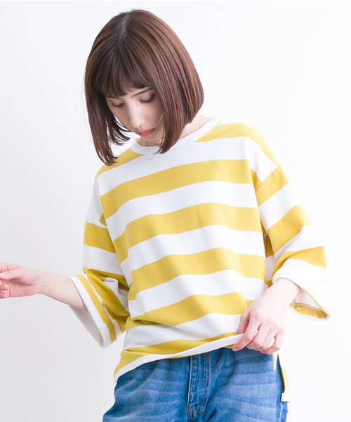 MERLOT(メルロー)の「ボーダーワイドクロップドトップス1017/1128(Tシャツ/カットソー・レディース・ネイビー/イエロー/ブラック/カーキ・FREE)」の4枚目の写真