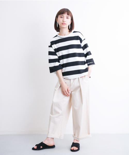 MERLOT(メルロー)の「ボーダーワイドクロップドトップス1017/1128(Tシャツ/カットソー・レディース・ネイビー/イエロー/ブラック/カーキ・FREE)」の15枚目の写真