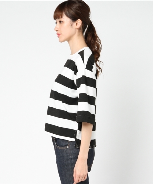 MERLOT(メルロー)の「ボーダーワイドクロップドトップス1017/1128(Tシャツ/カットソー・レディース・ネイビー/イエロー/ブラック/カーキ・FREE)」の7枚目の写真