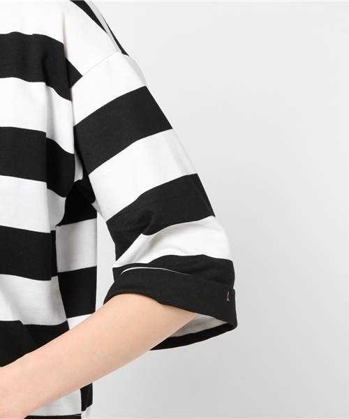 MERLOT(メルロー)の「ボーダーワイドクロップドトップス1017/1128(Tシャツ/カットソー・レディース・ネイビー/イエロー/ブラック/カーキ・FREE)」の12枚目の写真