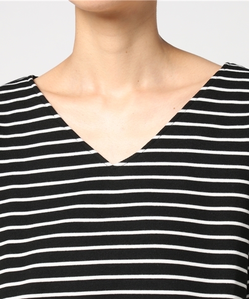 LIPSTAR(リップスター)の「Vネックフレアボーダーカットソー(Tシャツ/カットソー・レディース・ブラック系その他/イエロー系その他4/グレー系その他・M)」の7枚目の写真