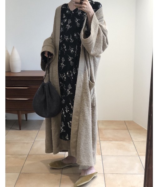 TODAYFUL（トゥデイフル）の「ベロアフラットシューズ（バレエ
