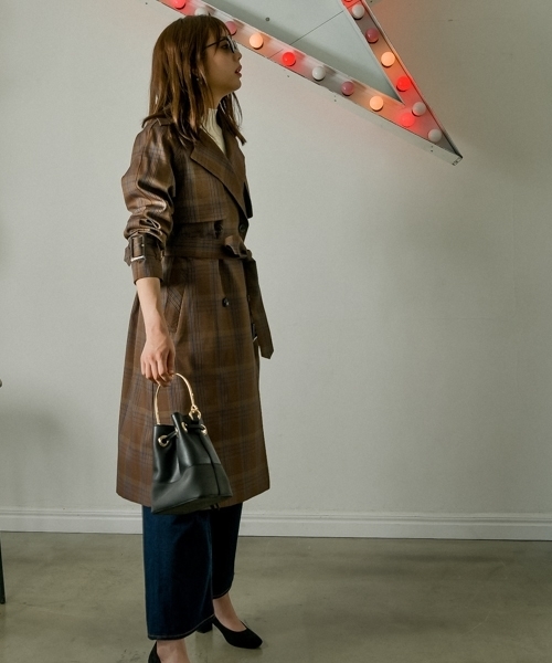 Andemiu（アンデミュウ）の「ライナーツキトレンチコート811353（トレンチコート・レディース・その他/ベージュ・SMALL/MEDIUM）」の4枚目の写真