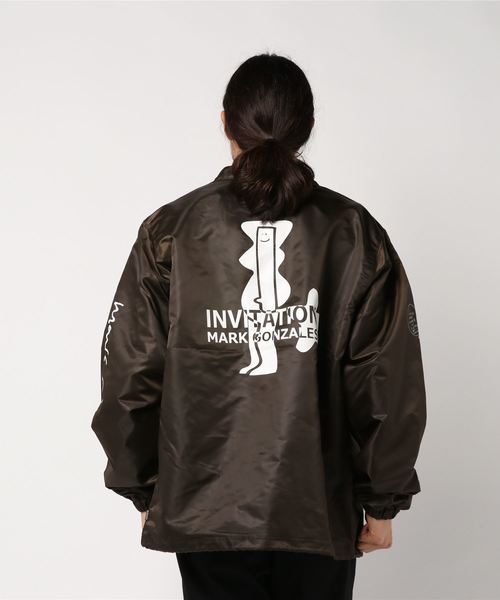 Mark Gonzales(マーク・ゴンザレス)の「Mark Gonzales/マークゴンザレス ポリツイルコーチJKT(その他アウター・メンズ・ブラック/カーキ/ブラウン・MEDIUM/LARGE/SMALL/X-LARGE)」の5枚目の写真
