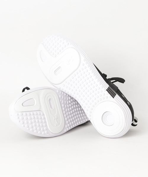 UNDER ARMOUR（アンダーアーマー）の「メンズライフスタイルシューズ / ヴァイブ（スニーカー・メンズ・ホワイト/ブラック×ホワイト・26.5/27.5/26.0/27.0/28.0）」の5枚目の写真