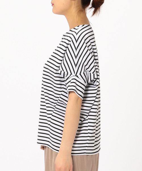 Liesse（リエス）の「ボリュームスリーブカットソー（Tシャツ/カットソー・レディース・オフホワイト/オリーブ/ホワイト×ブラック・FREE）」の11枚目の写真