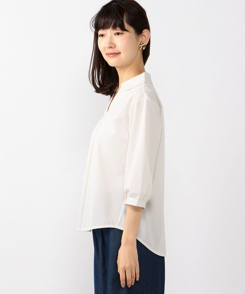 Petit Honfleur(プチオンフルール)の「【COOLER TOUCHシリーズ】スキッパーシャツ(シャツ/ブラウス・レディース・ブルー/ネイビー/ベージュ・M size/L size)」の6枚目の写真