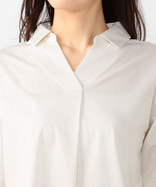 Petit Honfleur(プチオンフルール)の「【COOLER TOUCHシリーズ】スキッパーシャツ(シャツ/ブラウス・レディース・ブルー/ネイビー/ベージュ・M size/L size)」の11枚目の写真