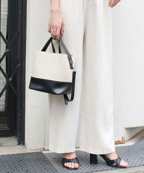 MODE ROBE（モードローブ）の「ペーパー×エコレザーバッグ（ハンドバッグ・レディース・ブラック/ベージュ・FREE）」の5枚目の写真