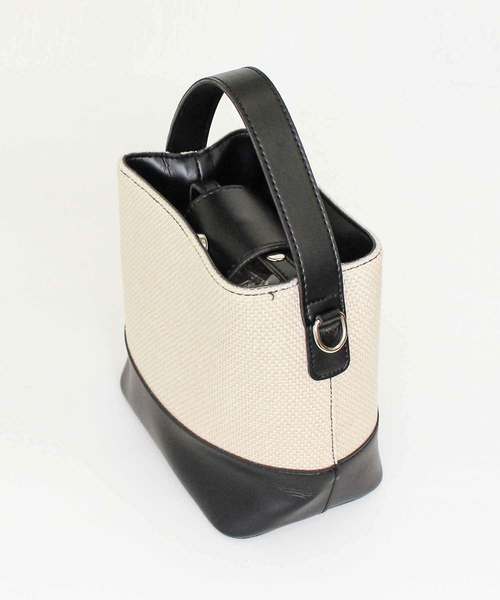 MODE ROBE（モードローブ）の「ペーパー×エコレザーバッグ（ハンドバッグ・レディース・ブラック/ベージュ・FREE）」の7枚目の写真