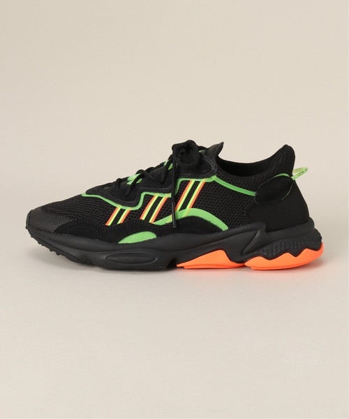 adidas（アディダス）の「adidas / アディダス OZWEEGO（スニーカー・メンズ・ブラック・25cm/26cm/27cm/28cm）」の2枚目の写真