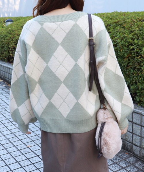 PairPair(ペアペア)の「アーガイルVネックニット(ニット/セーター・レディース・その他/モカ/ライトグリーン・FREE)」の15枚目の写真