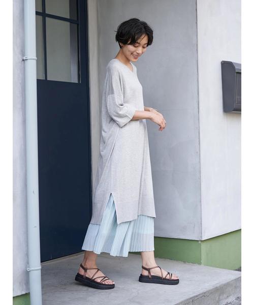 AMERICAN HOLIC（アメリカンホリック）の「Vネックサイドスリットニットチュニック　＊●（ニット/セーター・レディース・アイボリー/ベージュ系その他2/グレー系その他/ネイビー・FREE）」の8枚目の写真