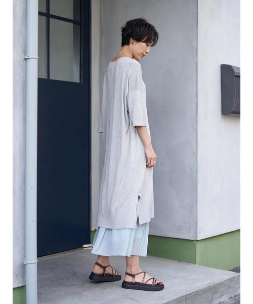 AMERICAN HOLIC（アメリカンホリック）の「Vネックサイドスリットニットチュニック　＊●（ニット/セーター・レディース・アイボリー/ベージュ系その他2/グレー系その他/ネイビー・FREE）」の10枚目の写真