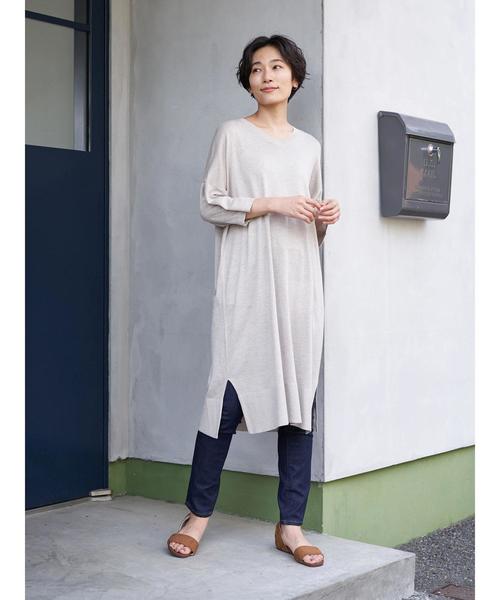 AMERICAN HOLIC（アメリカンホリック）の「Vネックサイドスリットニットチュニック　＊●（ニット/セーター・レディース・アイボリー/ベージュ系その他2/グレー系その他/ネイビー・FREE）」の20枚目の写真