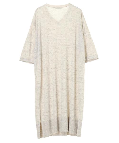 AMERICAN HOLIC（アメリカンホリック）の「Vネックサイドスリットニットチュニック　＊●（ニット/セーター・レディース・アイボリー/ベージュ系その他2/グレー系その他/ネイビー・FREE）」の21枚目の写真