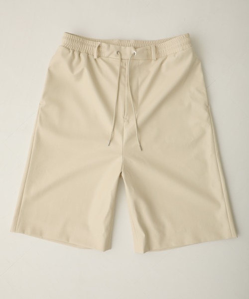 UNITED TOKYO(ユナイテッドトウキョウ)の「【EC限定】フェイクレザーショートパンツ/セットアップ(その他パンツ・メンズ・ブラック/アイボリー・1/2/3)」の1枚目の写真