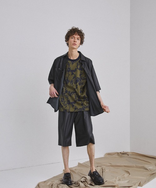 UNITED TOKYO(ユナイテッドトウキョウ)の「【EC限定】フェイクレザーショートパンツ/セットアップ(その他パンツ・メンズ・ブラック/アイボリー・1/2/3)」の15枚目の写真