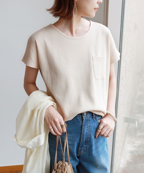 andme(アンドミー)の「コットンワッフル半袖ポケット付きドルマンTシャツ(Tシャツ/カットソー・レディース・チャコールグレー/アイボリー/グレー系その他/ブラック/ベージュ/ブルー/グリーン・M)」の5枚目の写真