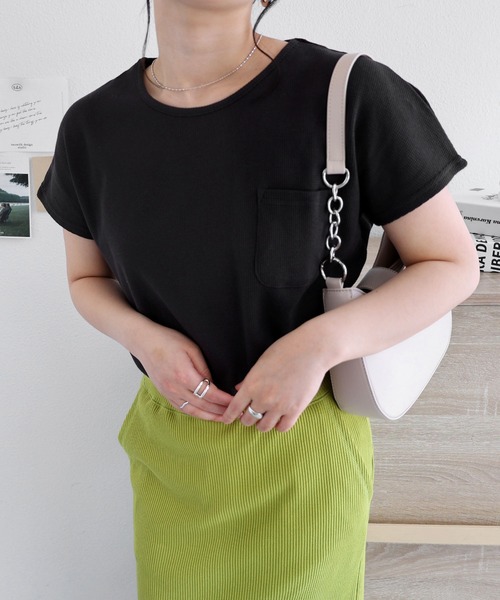 andme(アンドミー)の「コットンワッフル半袖ポケット付きドルマンTシャツ(Tシャツ/カットソー・レディース・チャコールグレー/アイボリー/グレー系その他/ブラック/ベージュ/ブルー/グリーン・M)」の12枚目の写真