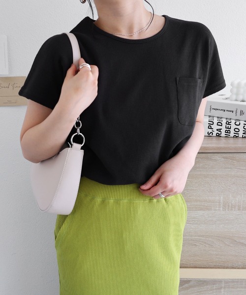 andme(アンドミー)の「コットンワッフル半袖ポケット付きドルマンTシャツ(Tシャツ/カットソー・レディース・チャコールグレー/アイボリー/グレー系その他/ブラック/ベージュ/ブルー/グリーン・M)」の11枚目の写真