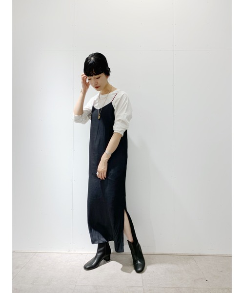 SHENERY（シーナリー）の「ウェッティサテンタイトマキシキャミワンピース（ワンピース・レディース・ブラック/グレイッシュベージュ/ピンク・FREE）」の15枚目の写真