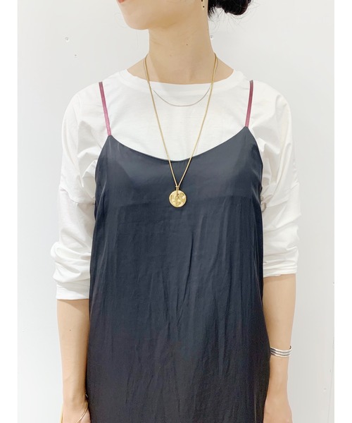 SHENERY（シーナリー）の「ウェッティサテンタイトマキシキャミワンピース（ワンピース・レディース・ブラック/グレイッシュベージュ/ピンク・FREE）」の20枚目の写真