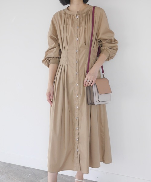 LADYMADE（レディメイド）の「レイヤーフロントウエストタックシャツワンピース（シャツワンピース・レディース・ベージュ/カーキ/オフホワイト・FREE）」の9枚目の写真