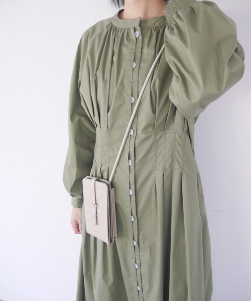 LADYMADE（レディメイド）の「レイヤーフロントウエストタックシャツワンピース（シャツワンピース・レディース・ベージュ/カーキ/オフホワイト・FREE）」の15枚目の写真