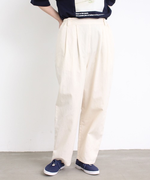 aimer le mieux（エメルミュー）の「aimer　綿テンセルタックストレートパンツ（その他パンツ・レディース・カーキ/オフホワイト/ネイビー・FREE）」の2枚目の写真