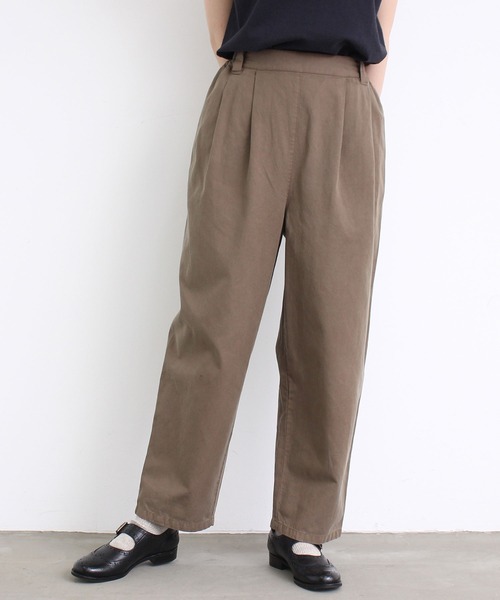 aimer le mieux（エメルミュー）の「aimer　綿テンセルタックストレートパンツ（その他パンツ・レディース・カーキ/オフホワイト/ネイビー・FREE）」の13枚目の写真