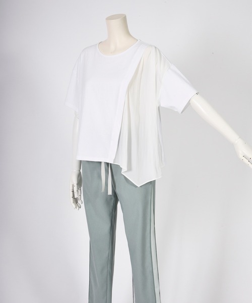 BDONNA（ビドンナ）の「クラシック天竺　異素材切替Vネックカットソー（Tシャツ/カットソー・レディース・ホワイト/カーキ/ブラック・MEDIUM）」の10枚目の写真