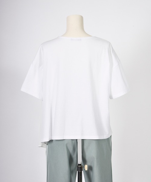 BDONNA（ビドンナ）の「クラシック天竺　異素材切替Vネックカットソー（Tシャツ/カットソー・レディース・ホワイト/カーキ/ブラック・MEDIUM）」の15枚目の写真