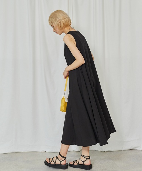 toucher du brise（トゥシェドブリーズ）の「Aラインワンピース（ワンピース・レディース・ブラック/エンジ/ベージュ・M）」の4枚目の写真