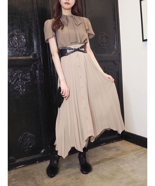 EATME(イートミー)の「ボウタイブラウス(シャツ/ブラウス・レディース・ブラック/オフホワイト/その他1・FREE)」の4枚目の写真