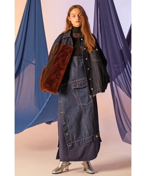 AULA AILA(アウラアイラ)の「エコファーミックスデニムジャケット(デニムジャケット・レディース・ブラック/ブラウン/ブルー・0)」の5枚目の写真