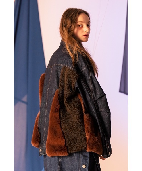 AULA AILA(アウラアイラ)の「エコファーミックスデニムジャケット(デニムジャケット・レディース・ブラック/ブラウン/ブルー・0)」の8枚目の写真