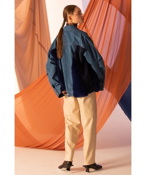 AULA AILA(アウラアイラ)の「エコファーミックスデニムジャケット(デニムジャケット・レディース・ブラック/ブラウン/ブルー・0)」の22枚目の写真