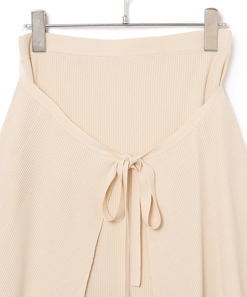 ADAM ET ROPE'（アダムエロペ）の「ラッフルベルト付ニットスカート（スカート・レディース・ダークブラウン/ホワイト系その他5・FREE）」の6枚目の写真