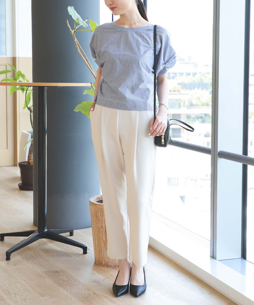 BEAMS HEART(ビームスハート)の「【WEB限定色あり/7色展開】ツイストスリーブ プルオーバー(Tシャツ/カットソー・レディース・ブラック/ネイビー/オフホワイト/イエロー/サックスブルー/オリーブ/イエロー系その他2/ダークグリーン・FREE)」の16枚目の写真