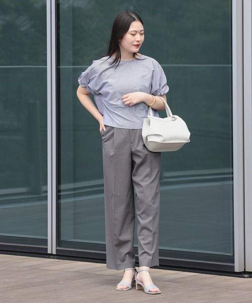 BEAMS HEART(ビームスハート)の「【WEB限定色あり/7色展開】ツイストスリーブ プルオーバー(Tシャツ/カットソー・レディース・ブラック/ネイビー/オフホワイト/イエロー/サックスブルー/オリーブ/イエロー系その他2/ダークグリーン・FREE)」の19枚目の写真