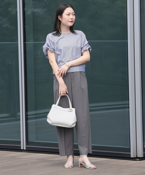 BEAMS HEART(ビームスハート)の「【WEB限定色あり/7色展開】ツイストスリーブ プルオーバー(Tシャツ/カットソー・レディース・ブラック/ネイビー/オフホワイト/イエロー/サックスブルー/オリーブ/イエロー系その他2/ダークグリーン・FREE)」の21枚目の写真