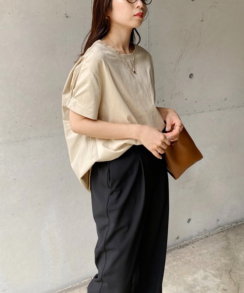 CAPRICIEUX LE'MAGE(カプリシューレマージュ)の「シャツ切替ラウンドTシャツ(Tシャツ/カットソー・レディース・ホワイト/ブラック/ベージュ・FREE)」の3枚目の写真