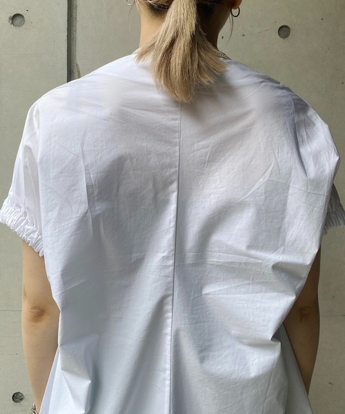 CAPRICIEUX LE'MAGE(カプリシューレマージュ)の「シャツ切替ラウンドTシャツ(Tシャツ/カットソー・レディース・ホワイト/ブラック/ベージュ・FREE)」の4枚目の写真