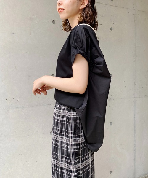 CAPRICIEUX LE'MAGE(カプリシューレマージュ)の「シャツ切替ラウンドTシャツ(Tシャツ/カットソー・レディース・ホワイト/ブラック/ベージュ・FREE)」の6枚目の写真