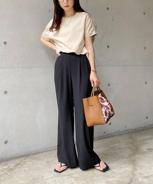 CAPRICIEUX LE'MAGE(カプリシューレマージュ)の「シャツ切替ラウンドTシャツ(Tシャツ/カットソー・レディース・ホワイト/ブラック/ベージュ・FREE)」の19枚目の写真