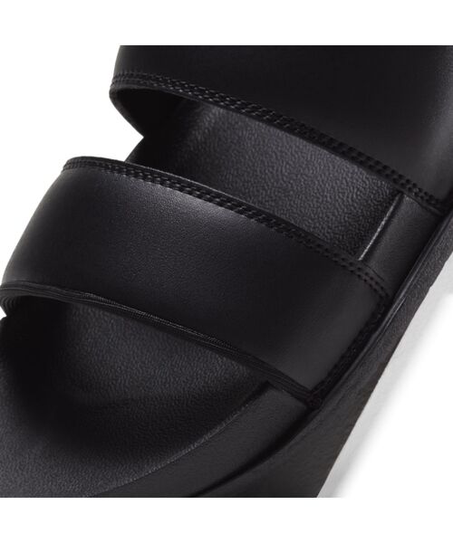 NIKE(ナイキ)の「ナイキ オフコート デュオ ウィメンズスライド / スポーツサンダル / Nike Offcourt Duo Women's Slides(サンダル・レディース・ブラック・23/24/25/26/22)」の5枚目の写真