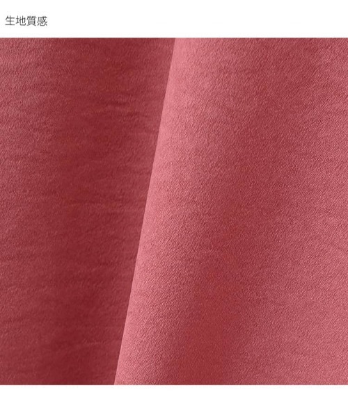 マットサテンボリュームスリーブブラウス