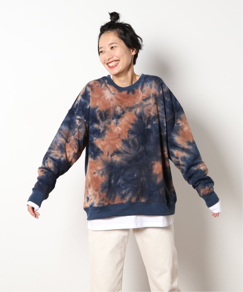 JOURNAL STANDARD（ジャーナルスタンダード）の「【WEB限定】Tie Dye ビッグシルエット クルーネック スウェット [ユニセックス対応]（スウェット・メンズ・カーキ/ブラック/ネイビー/グレー・LARGE/X-LARGE/MEDIUM）」の4枚目の写真